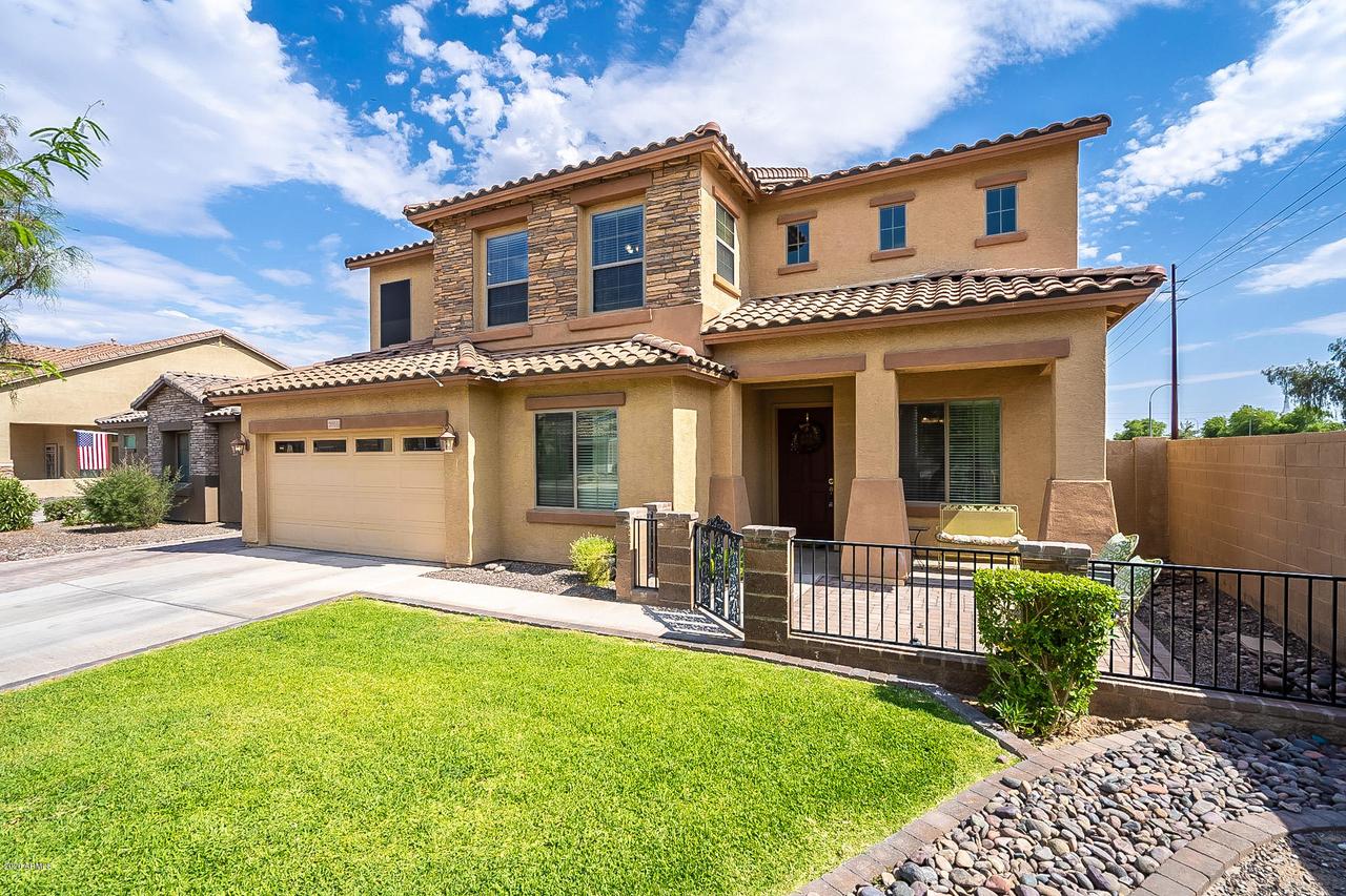 2015 E Locust Dr., Chandler, AZ 85249