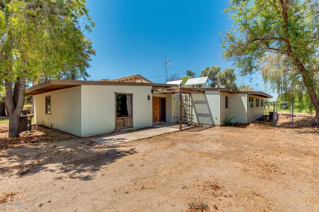 8102 W Acoma Dr., Peoria, AZ 85381