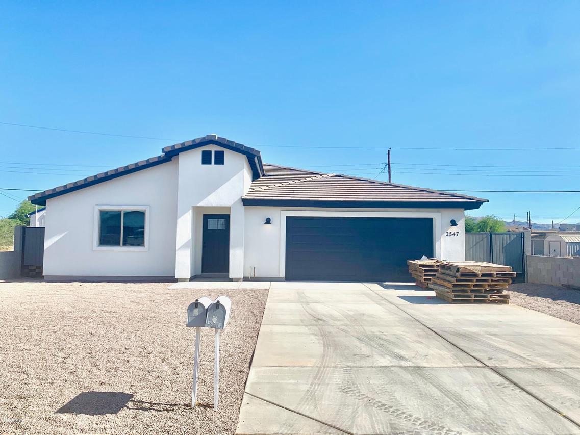 2547 E Illini St., Phoenix, AZ 85040