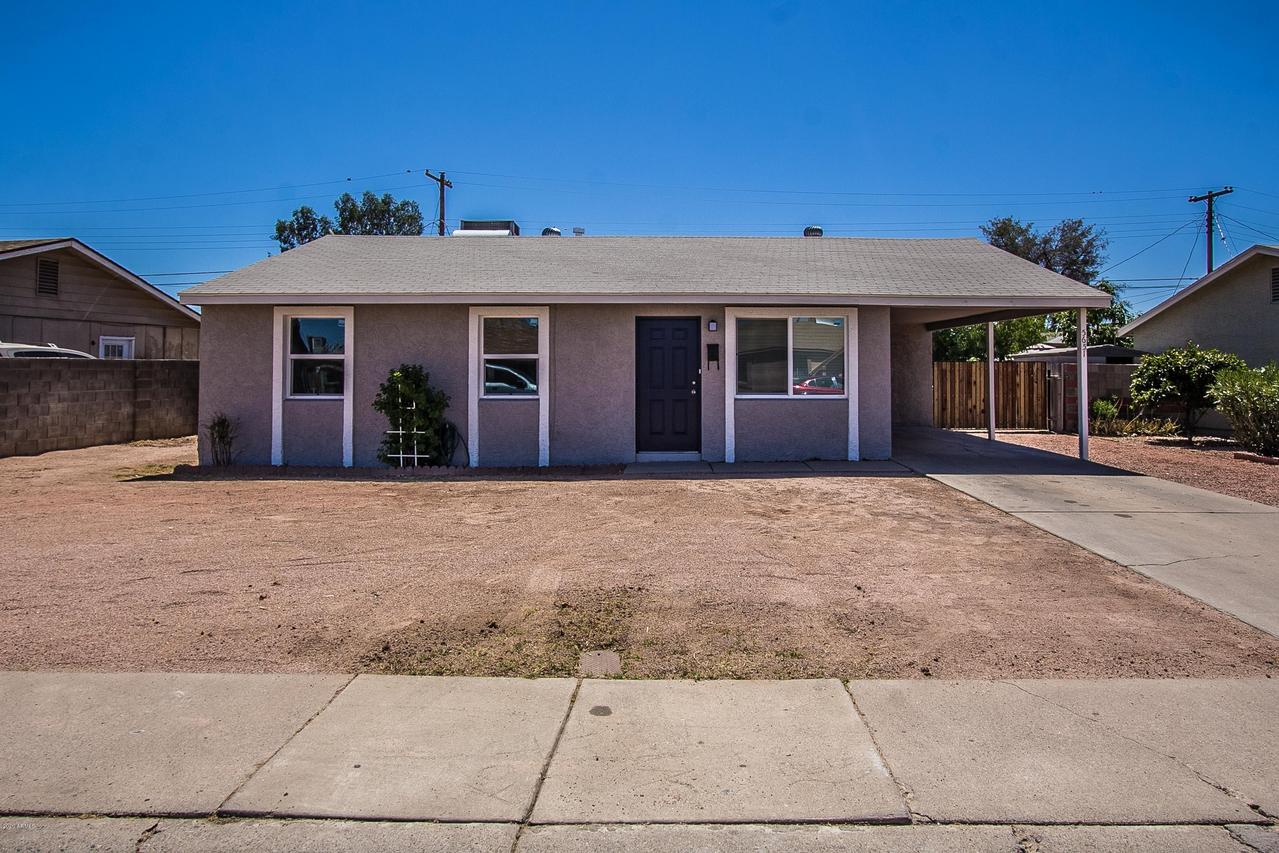 5651 N 62nd Ave., Glendale, AZ 85301