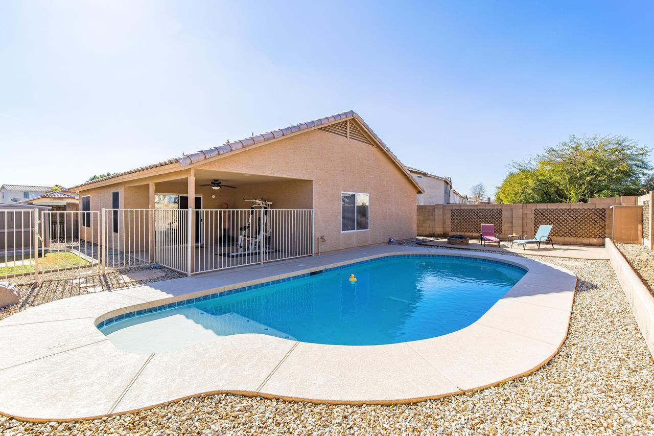9614 W Sunnyslope Ln., Peoria, AZ 85345