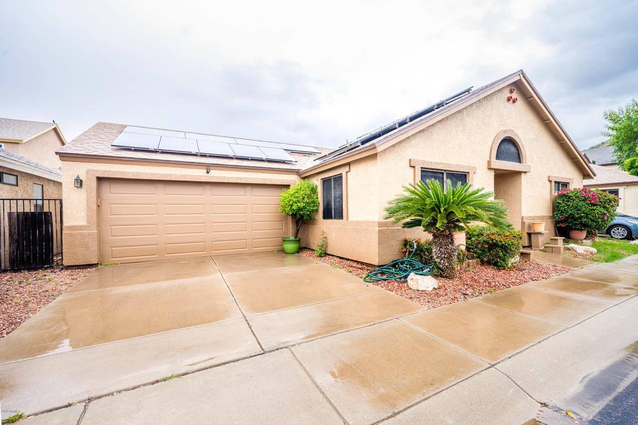 2016 W Columbine Dr., Phoenix, AZ 85029