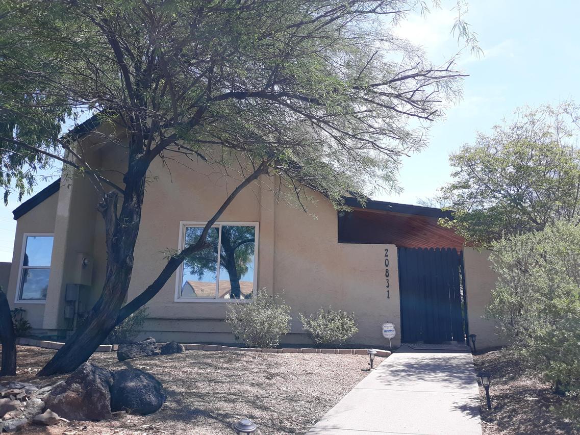 20831 N 21st Dr., Phoenix, AZ 85027