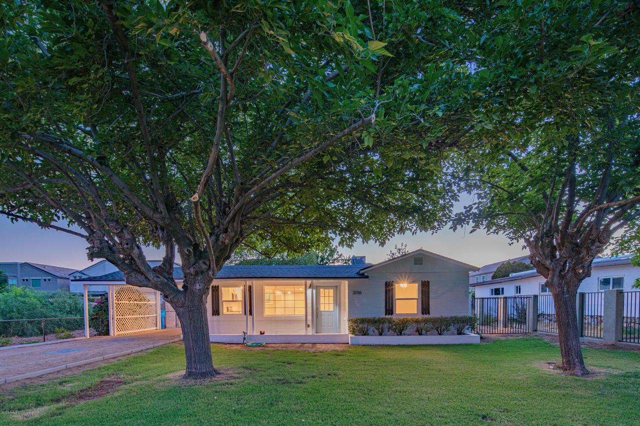 3016 N 34th St., Phoenix, AZ 85018