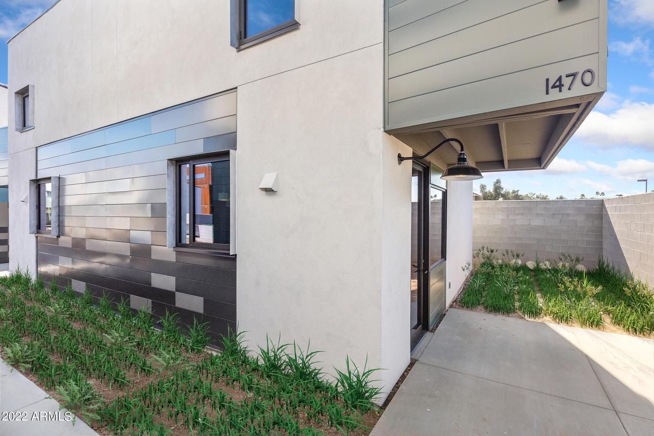 1470 S Rita Ln., Tempe, AZ 85281