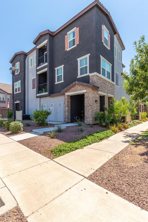 2362 E Huntington Dr., Phoenix, AZ 85040