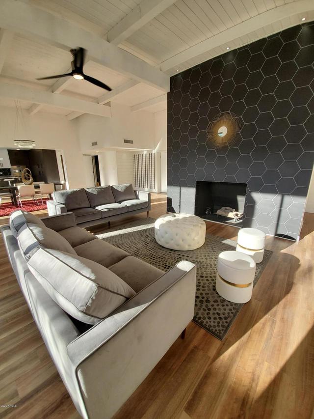 6333 N Scottsdale Rd. #17, Scottsdale, AZ 85250