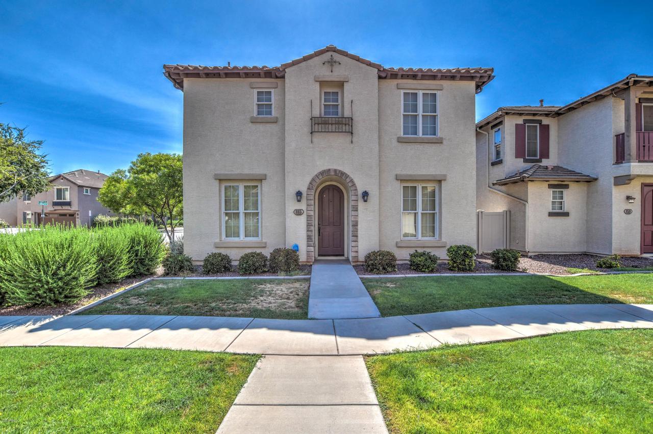 865 S Huish Dr., Gilbert, AZ 85296