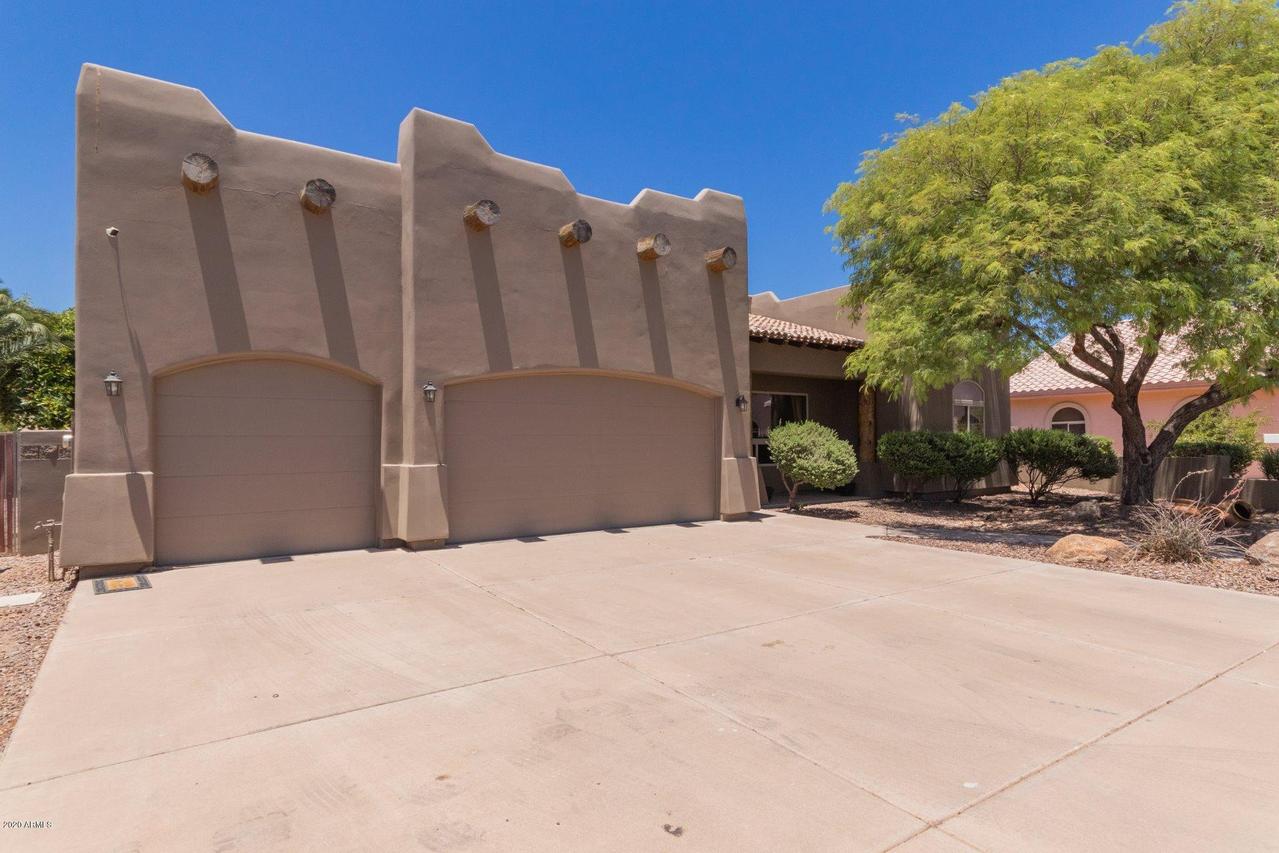 2314 N Wilbur Cir., Mesa, AZ 85201