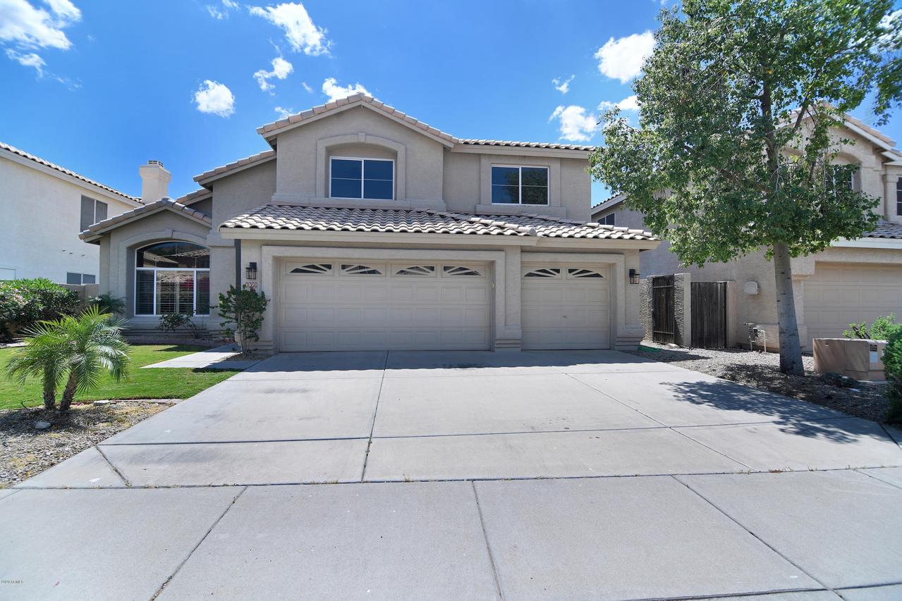 1327 E Thistle Landing Dr., Phoenix, AZ 85048