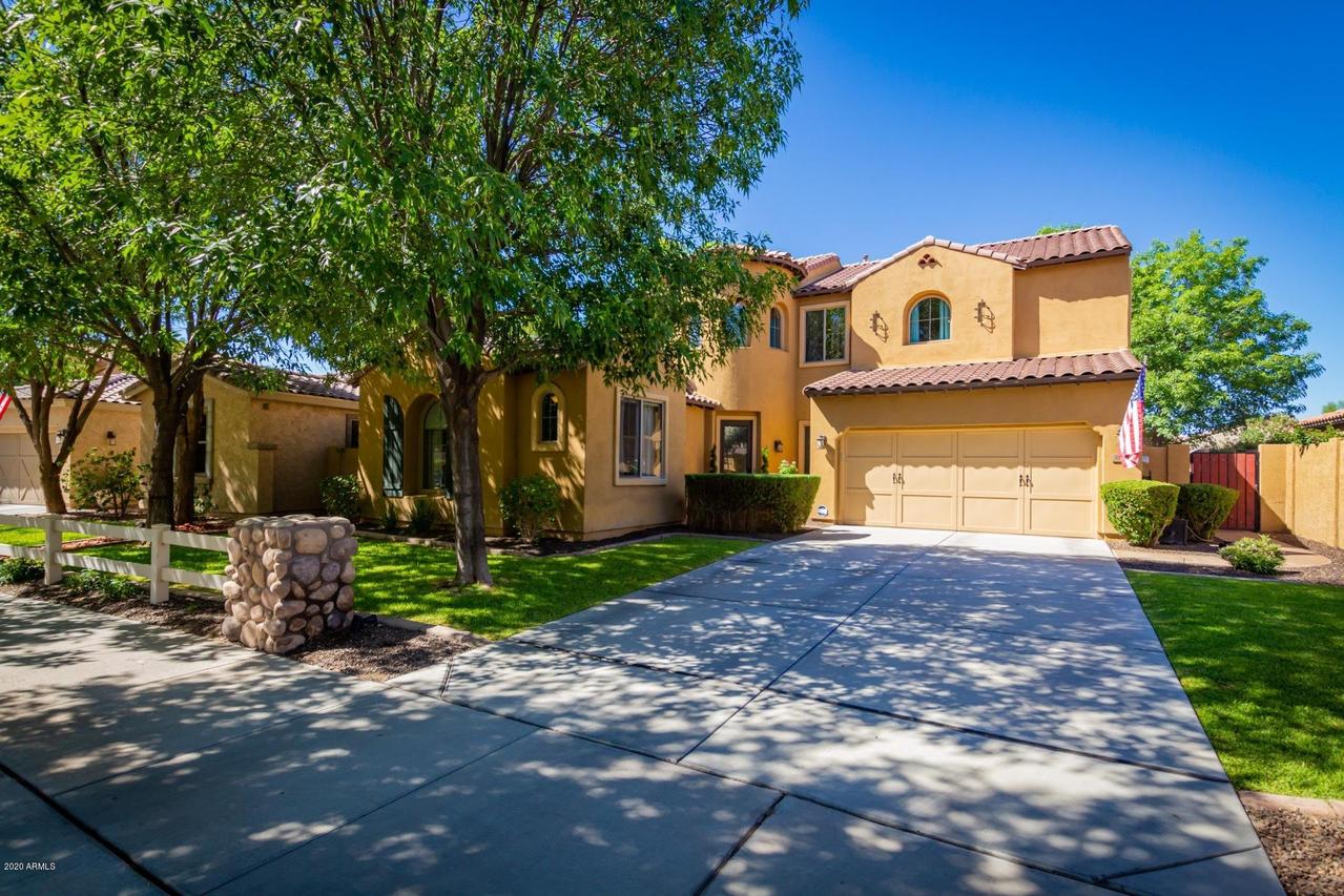 3823 E Old Stone Cir., Chandler, AZ 85249