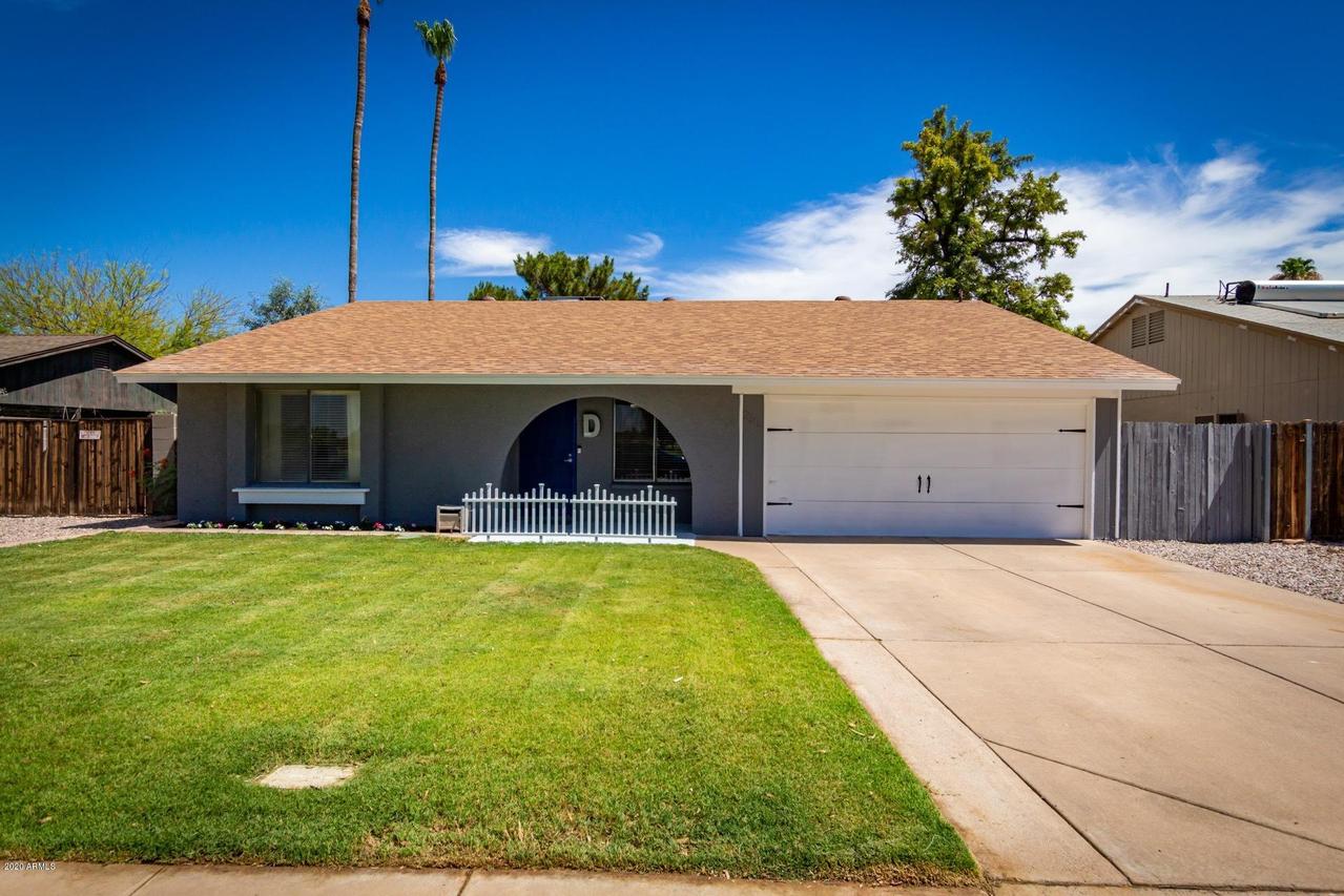 2314 E Holmes Ave., Mesa, AZ 85204