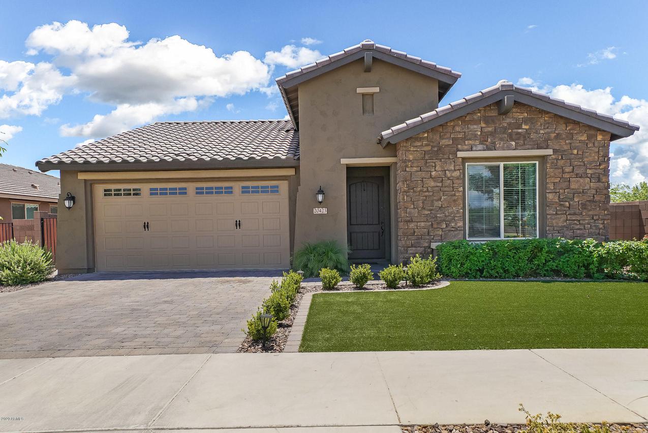 20423 E Carriage Way, Queen Creek, AZ 85142