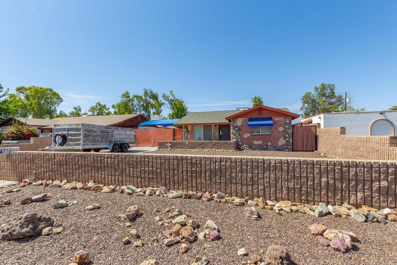 2512 W Belmont Ave., Phoenix, AZ 85051