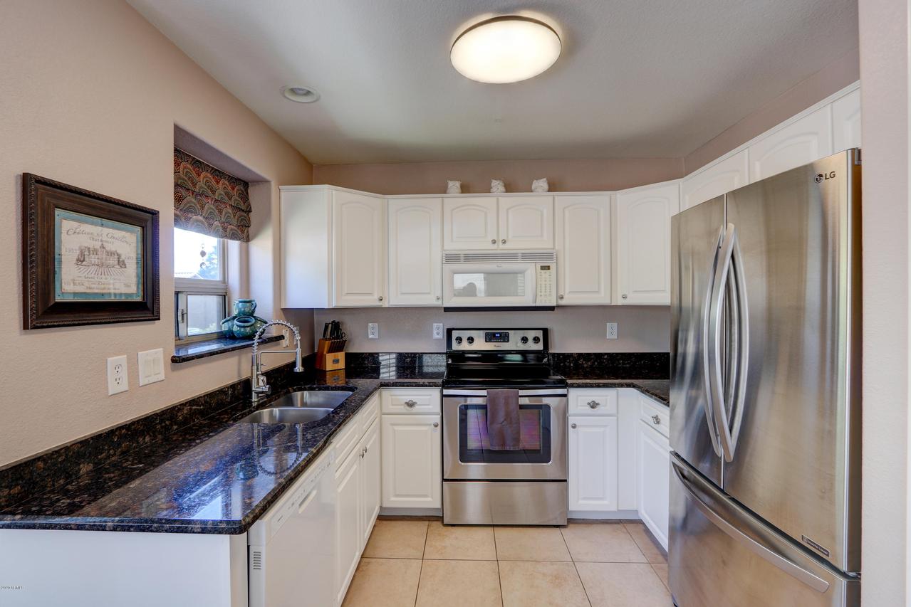 42300 W Colby Dr., Maricopa, AZ 85138