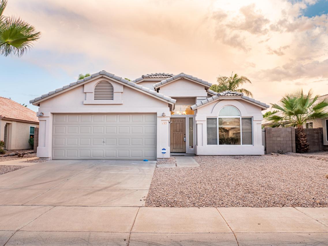 123 W Caroline Ln., Chandler, AZ 85225