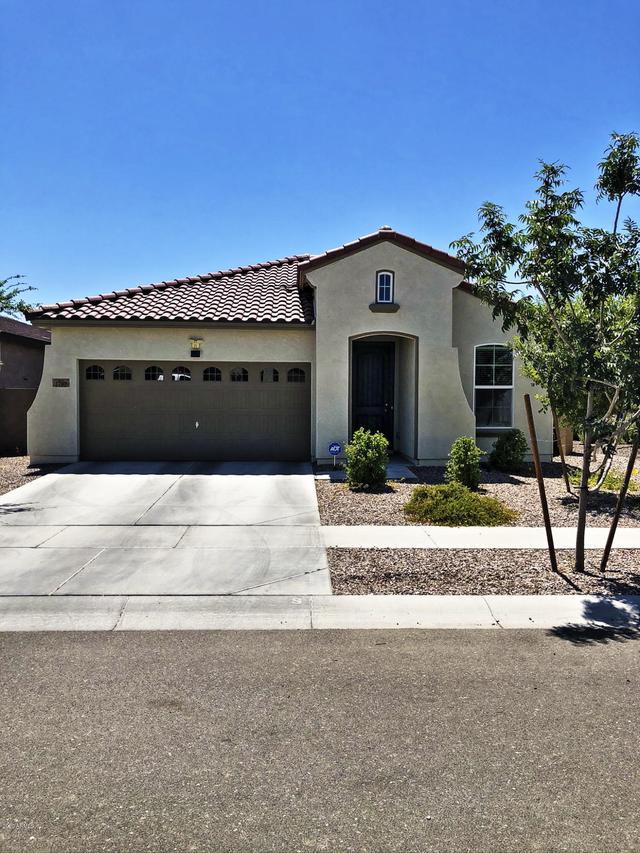 1702 S 104th Dr., Tolleson, AZ 85353