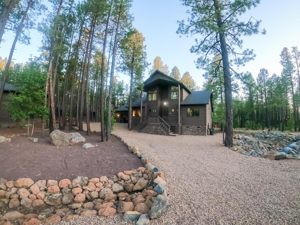 8493 Pinewood Dr., Pinetop, AZ 85935