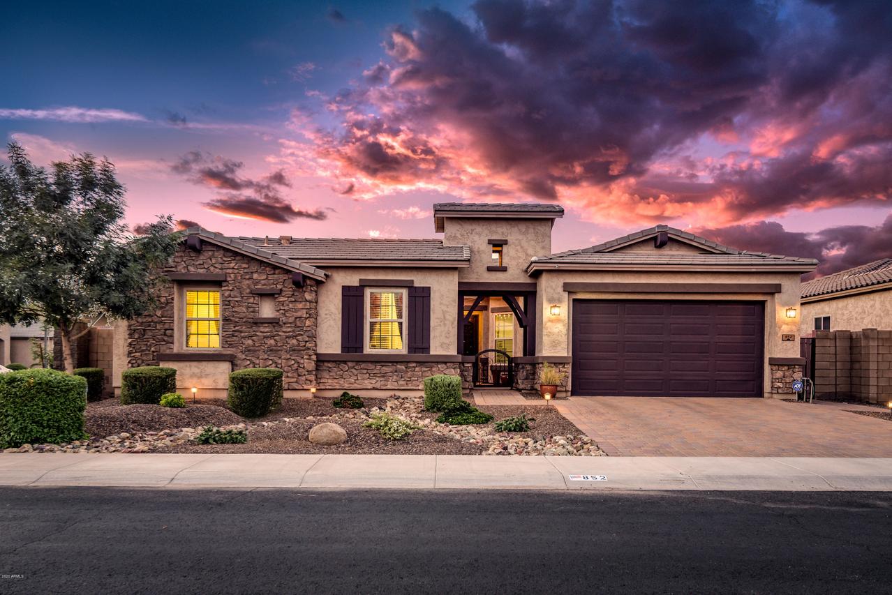 852 E Parkview Dr., Gilbert, AZ 85295