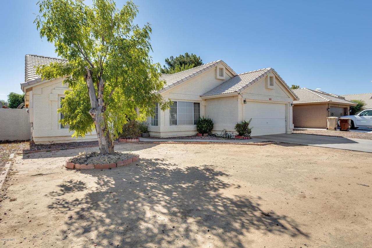 11522 N 76th Ln., Peoria, AZ 85345