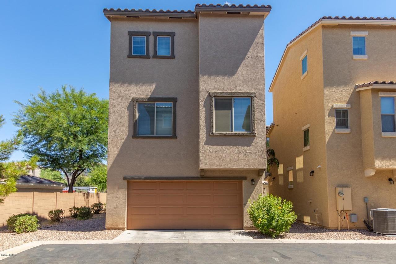 1826 N 77th Glen, Phoenix, AZ 85035