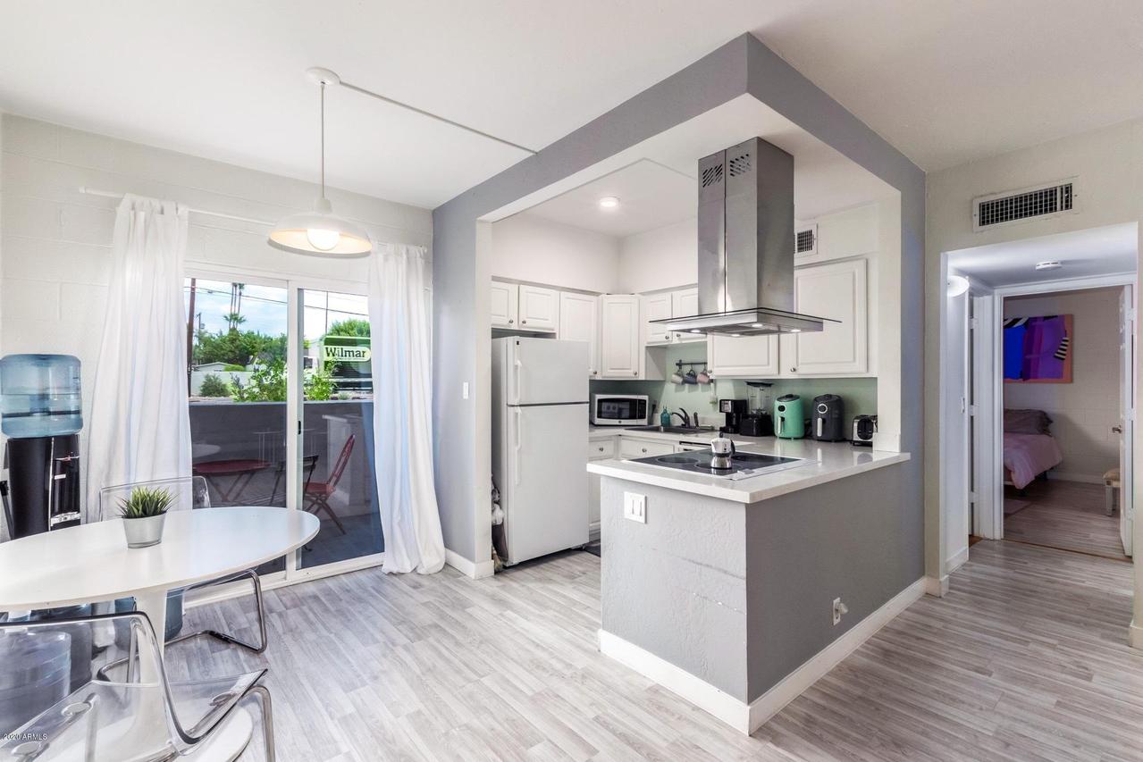 4111 E Camelback Rd. #19, Phoenix, AZ 85018