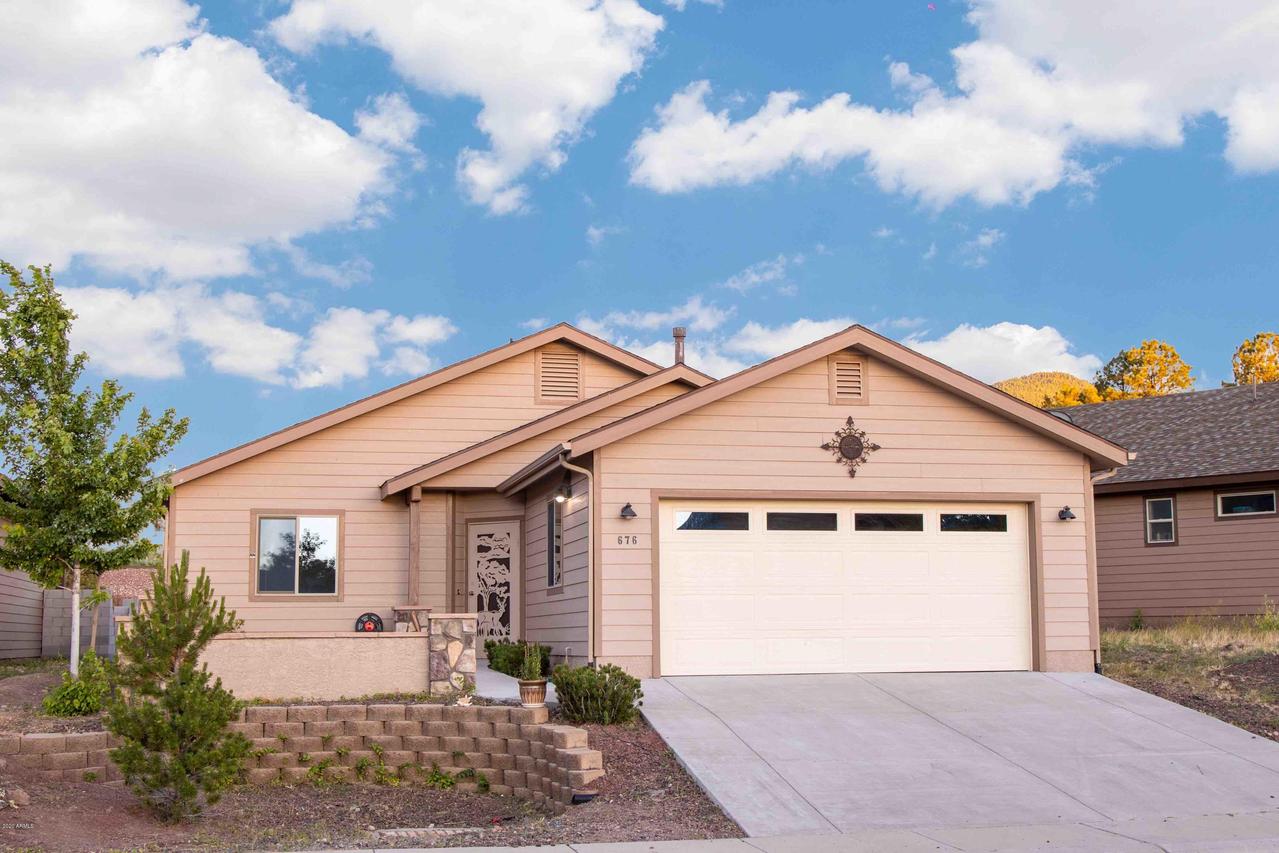 676 W Brookline Loop, Williams, AZ 86046