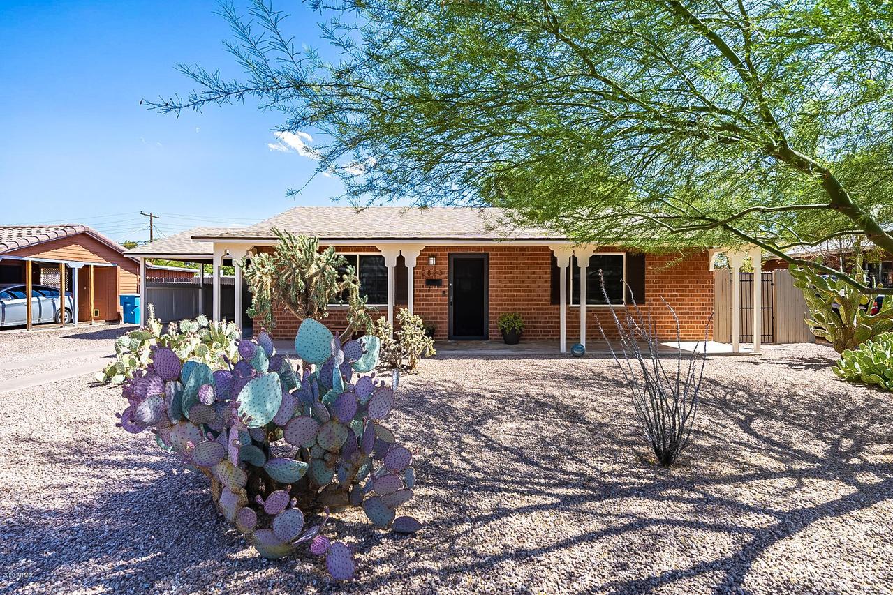 2823 E Avalon Dr., Phoenix, AZ 85016