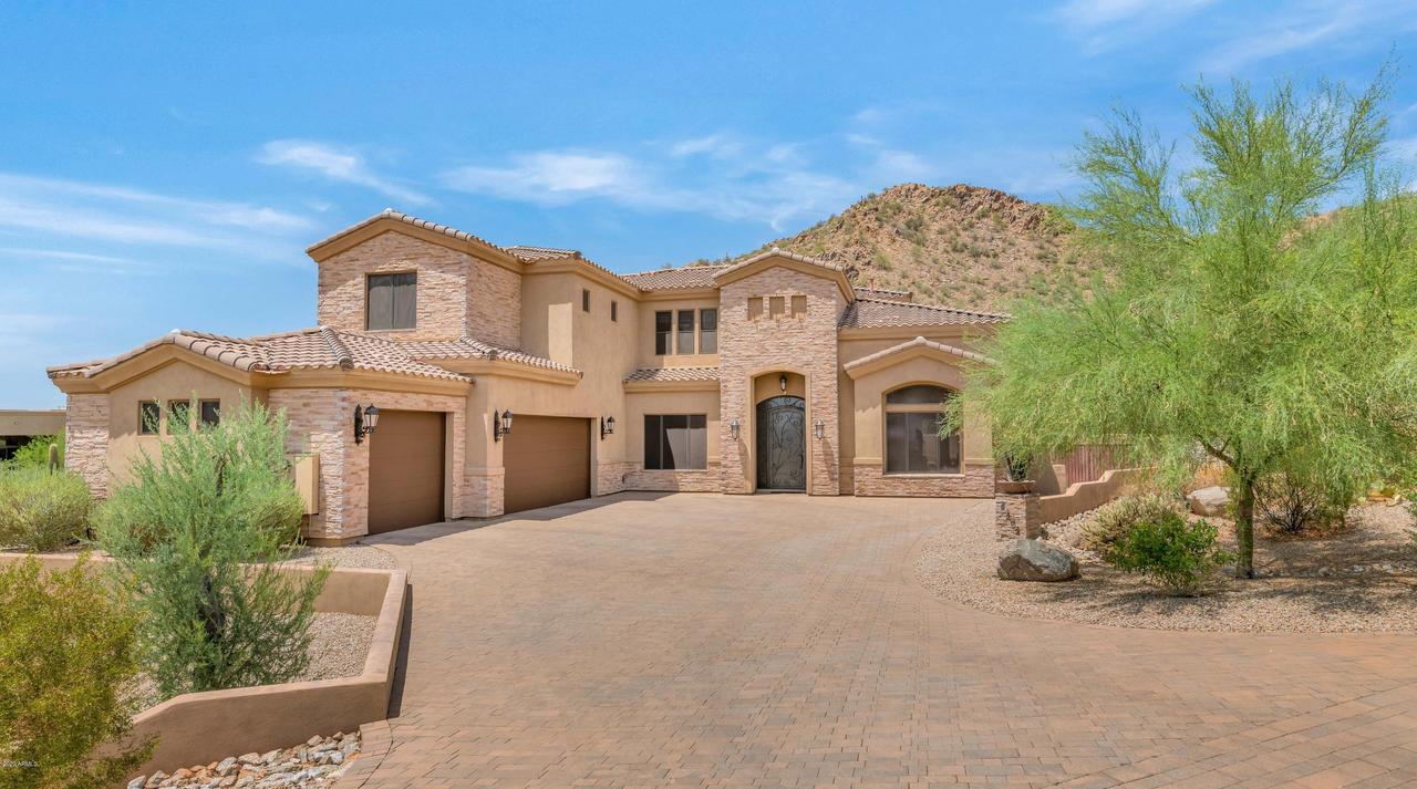 2304 W Villa Cassandra Dr., Phoenix, AZ 85086