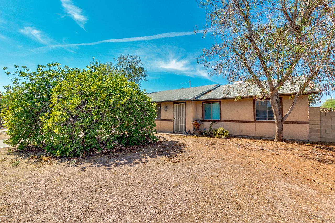 230 W 22nd Ave., Apache Junction, AZ 85120