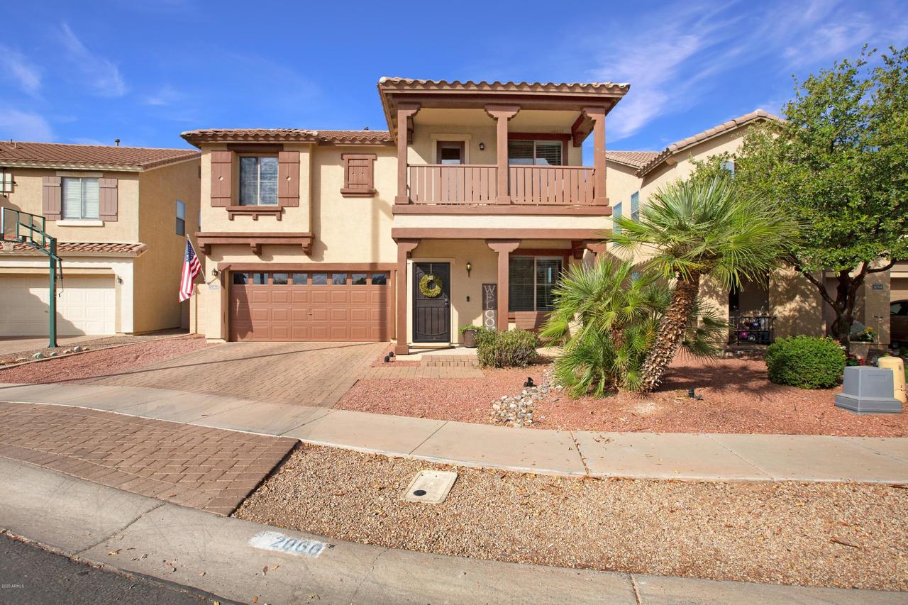 2060 S Falcon Dr., Gilbert, AZ 85295