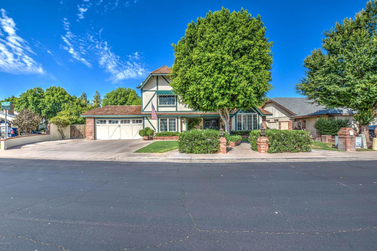 2007 W Medina Ave., Mesa, AZ 85202