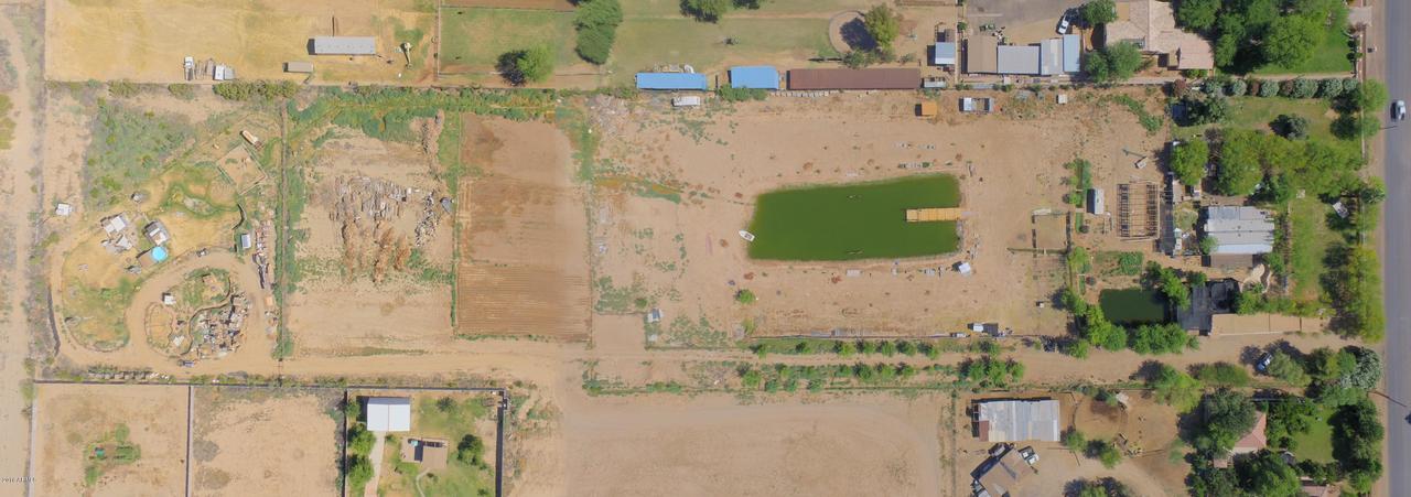 8232 S 29th Ave., Laveen, AZ 85339