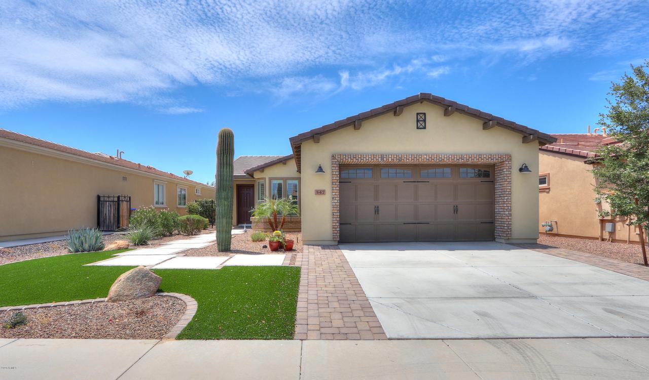 547 E Harmony Way, San Tan Valley, AZ 85140