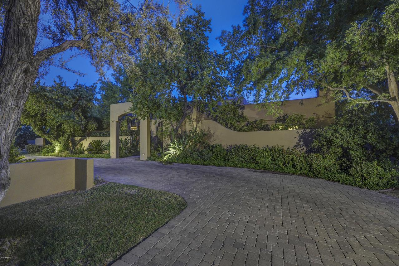 2035 E Colter St., Phoenix, AZ 85016