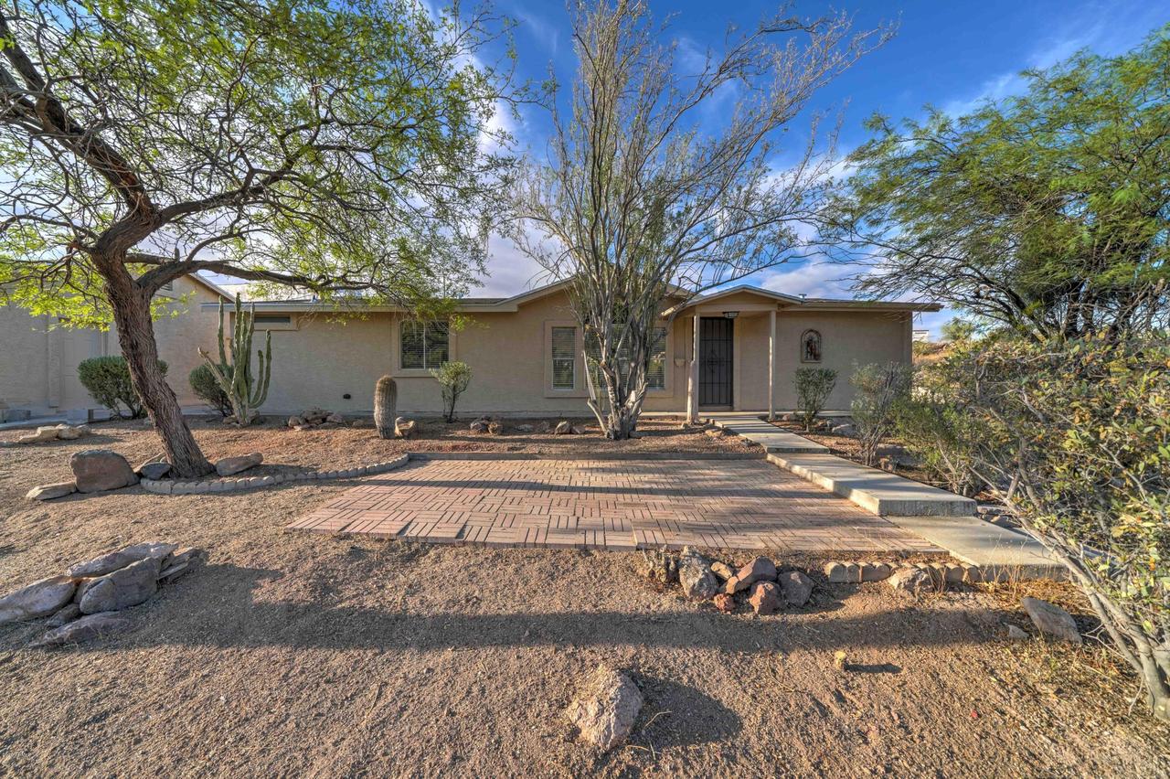 5116 N Thunderbird Dr., Apache Junction, AZ 85120