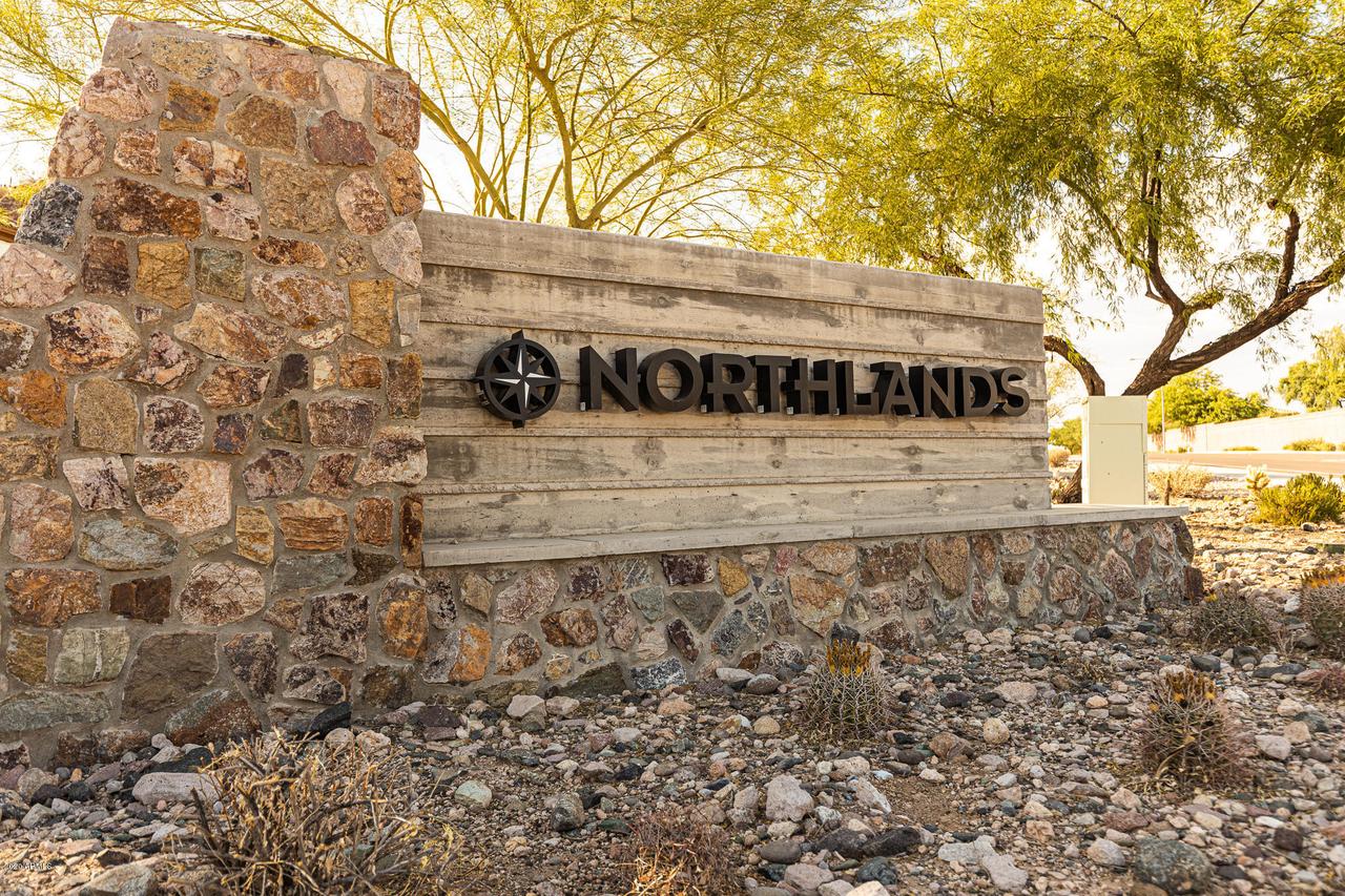10018 W Redbird Rd., Peoria, AZ 85383
