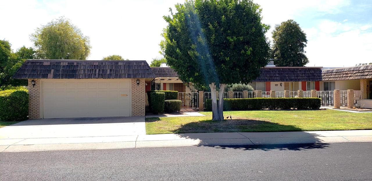 10425 W Desert Forest Cir., Sun City, AZ 85351