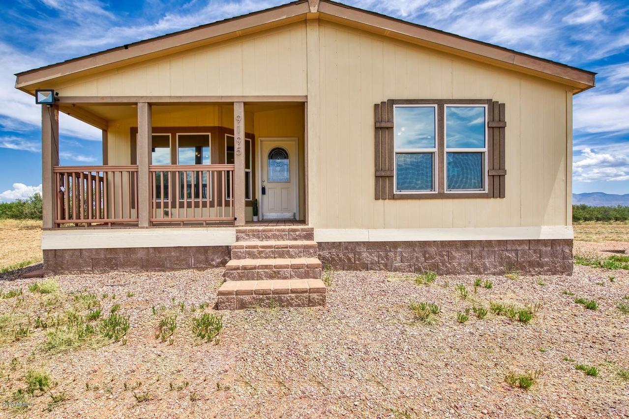 9195 E Lane Ranch Rd., Hereford, AZ 85615