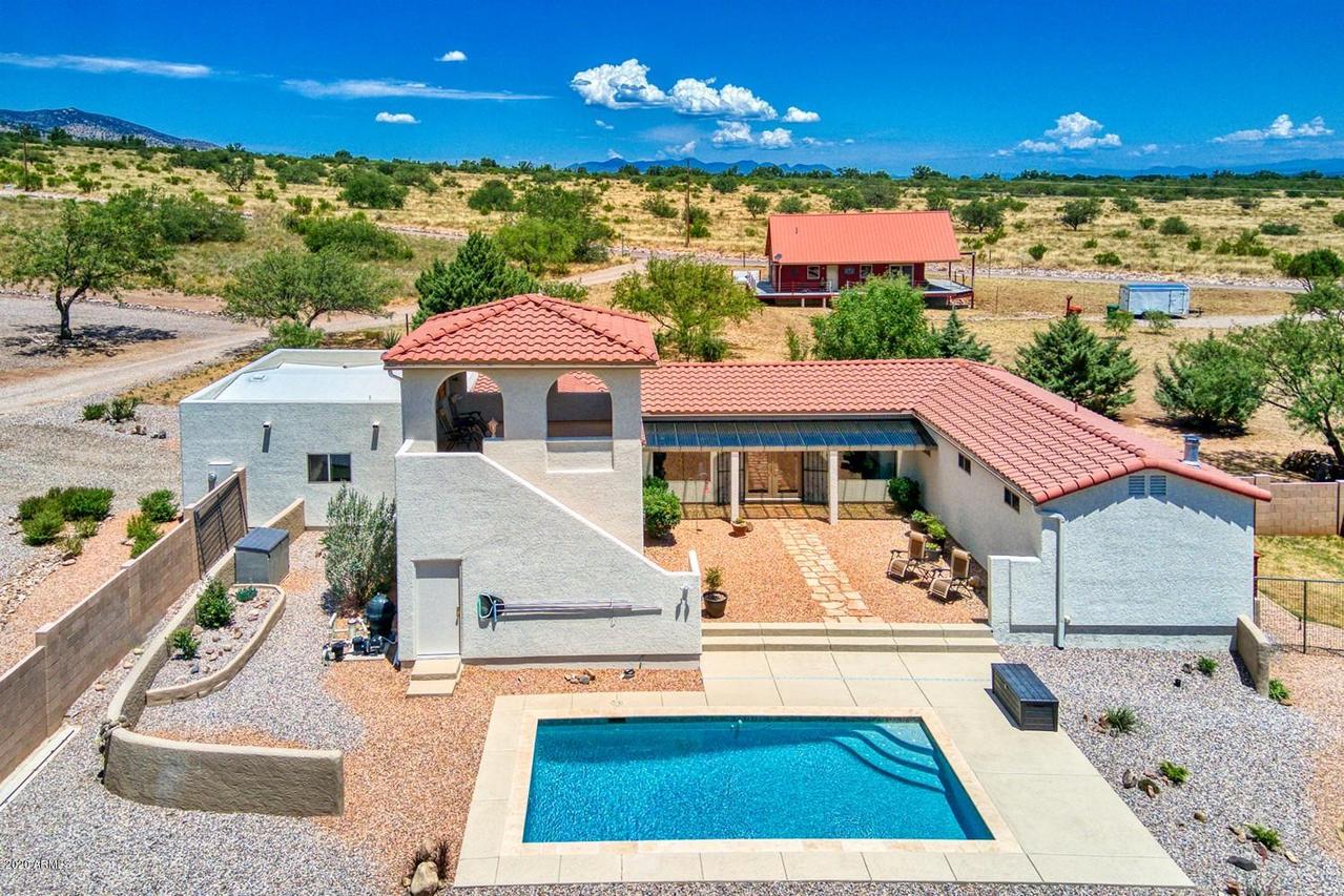 6033 S Apache Rose Tr., Hereford, AZ 85615