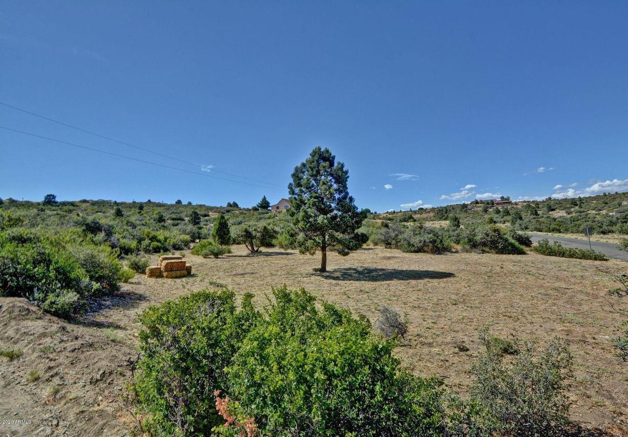18092 S Henry Coe Rd. #99, Peeples Valley, AZ 86332