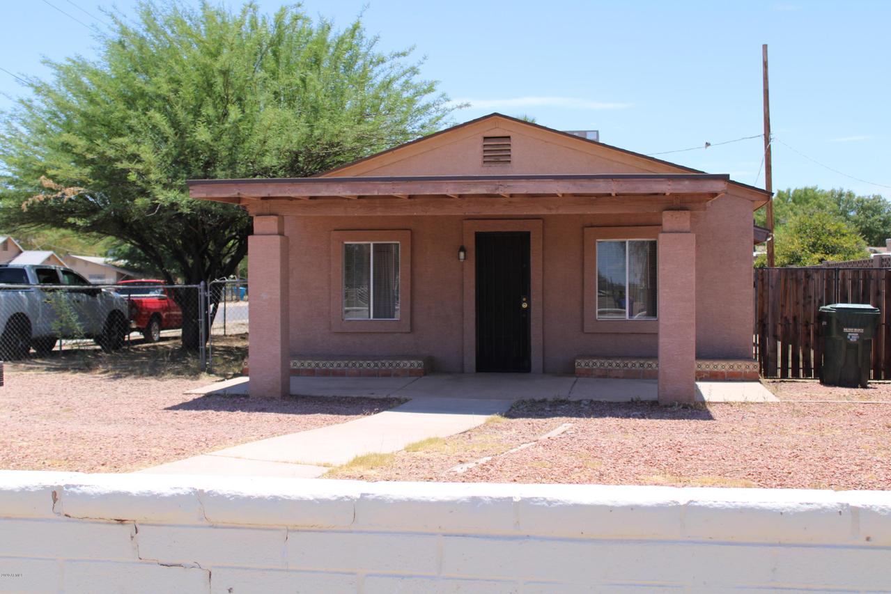 445 E Roeser Rd., Phoenix, AZ 85040