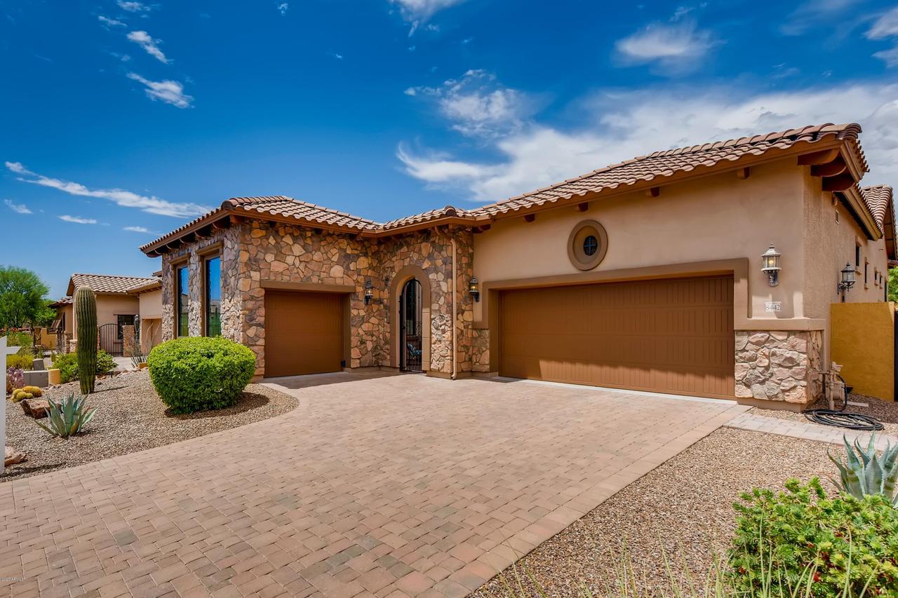 8442 E Jensen St., Mesa, AZ 85207