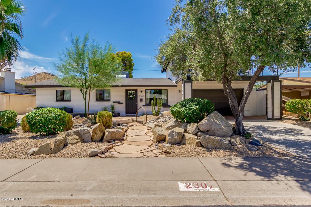 2307 E Claire Dr., Phoenix, AZ 85022