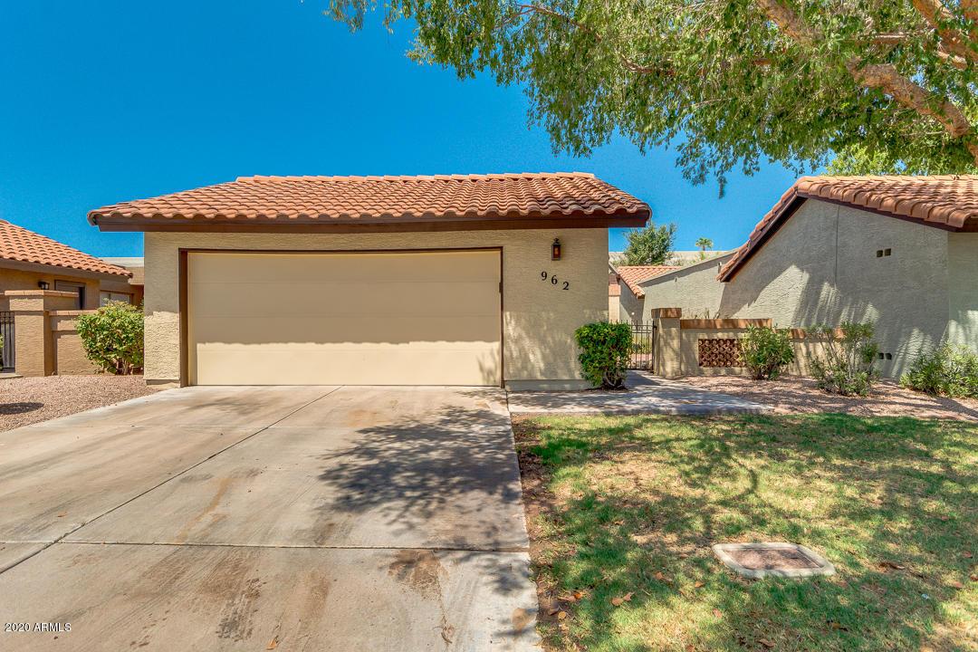 962 S 21st St., Mesa, AZ 85204