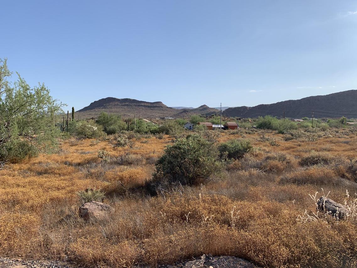 E2 N2 Se4 Sw4 Ne4 Sec 17 Ex E 30f Rd. #-, New River, AZ 85087