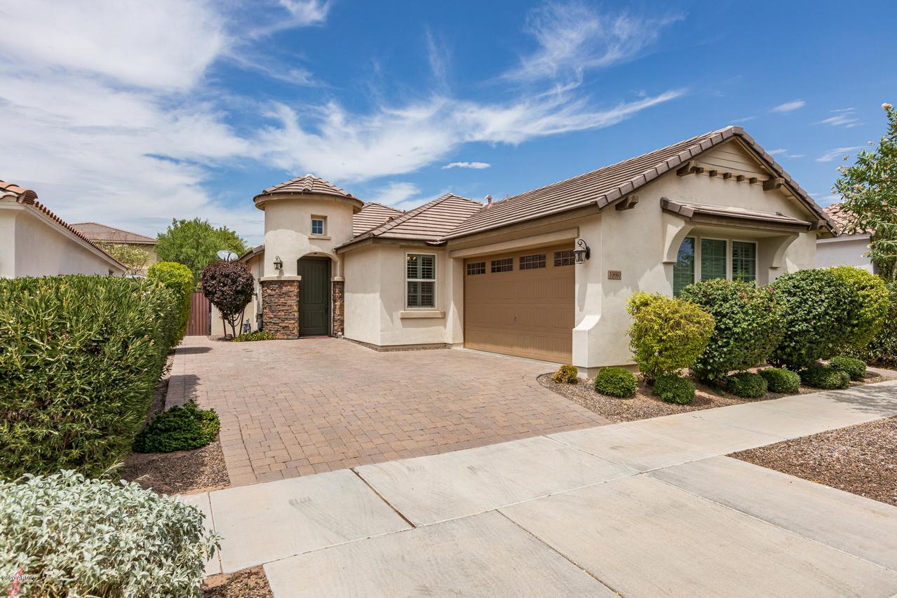 10660 E Lincoln Ave., Mesa, AZ 85212