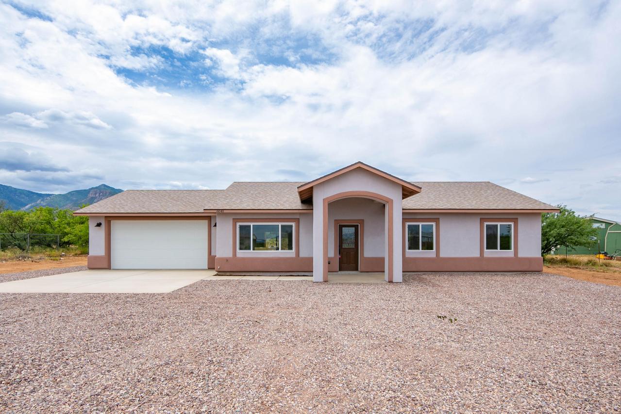 6040 S Tortuga Ln., Hereford, AZ 85615