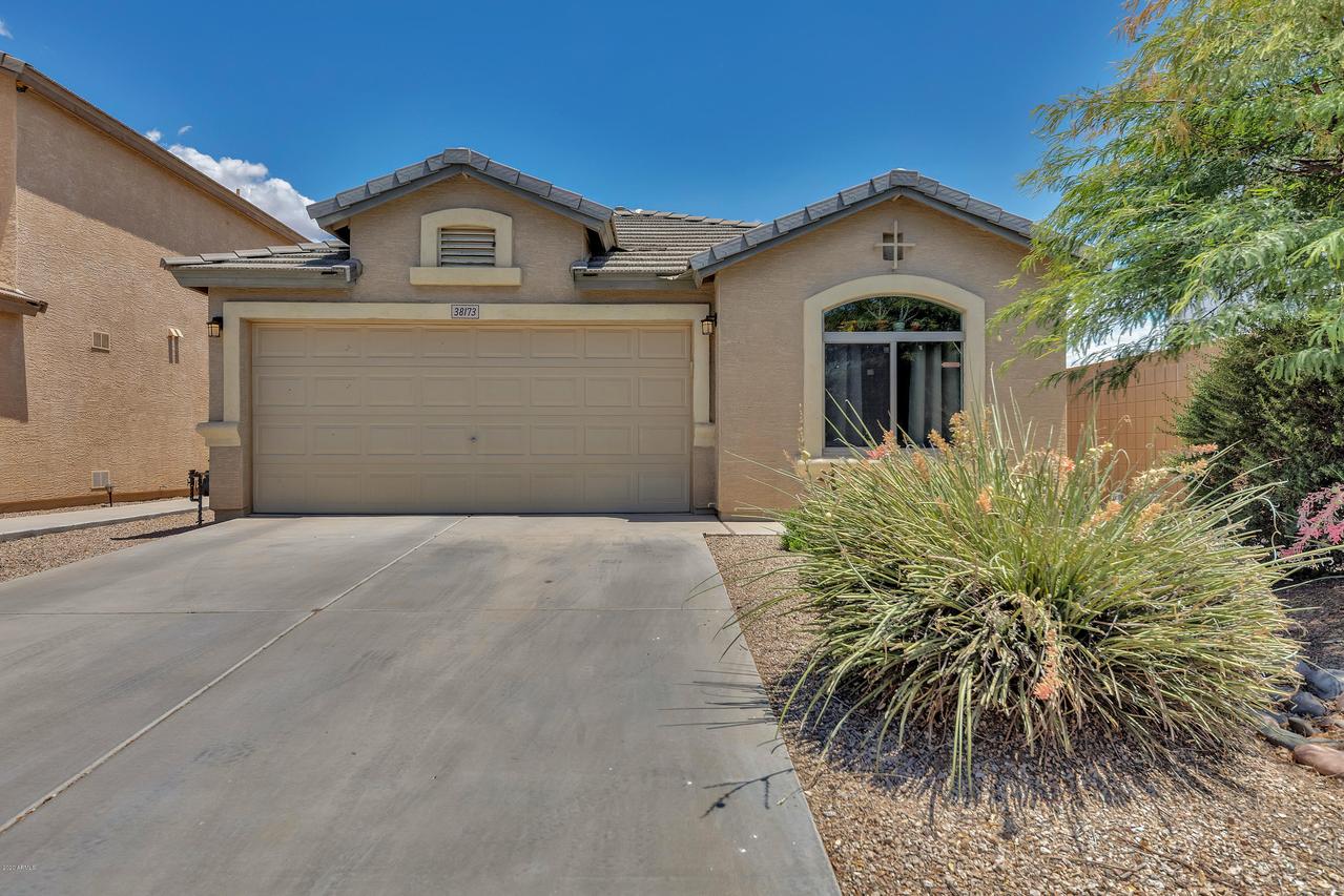 38173 N Jonathan St., San Tan Valley, AZ 85140