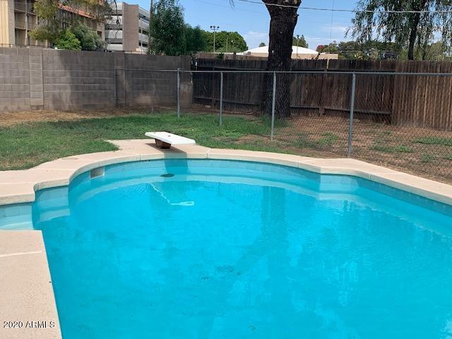 2825 N Greenfield Rd., Phoenix, AZ 85006